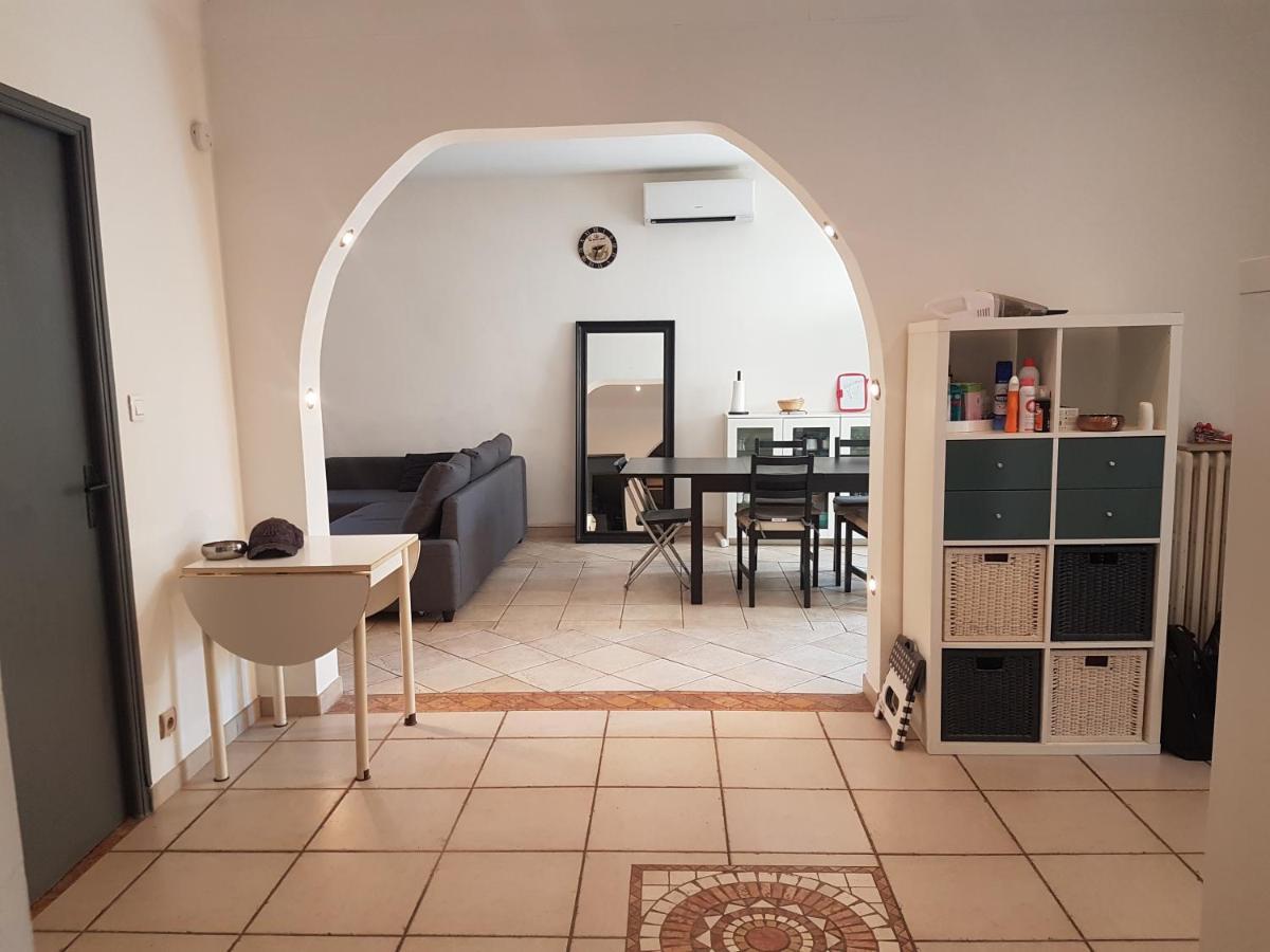 Grande Maison Avec 5 Chambres Et Jardin Avignon Exteriör bild