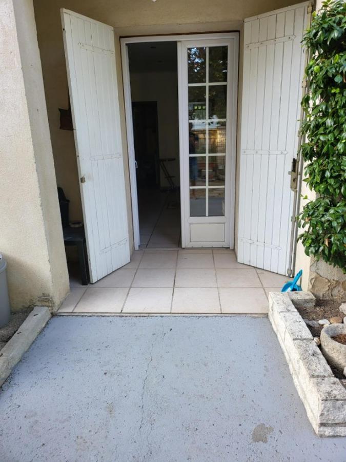 Grande Maison Avec 5 Chambres Et Jardin Avignon Exteriör bild