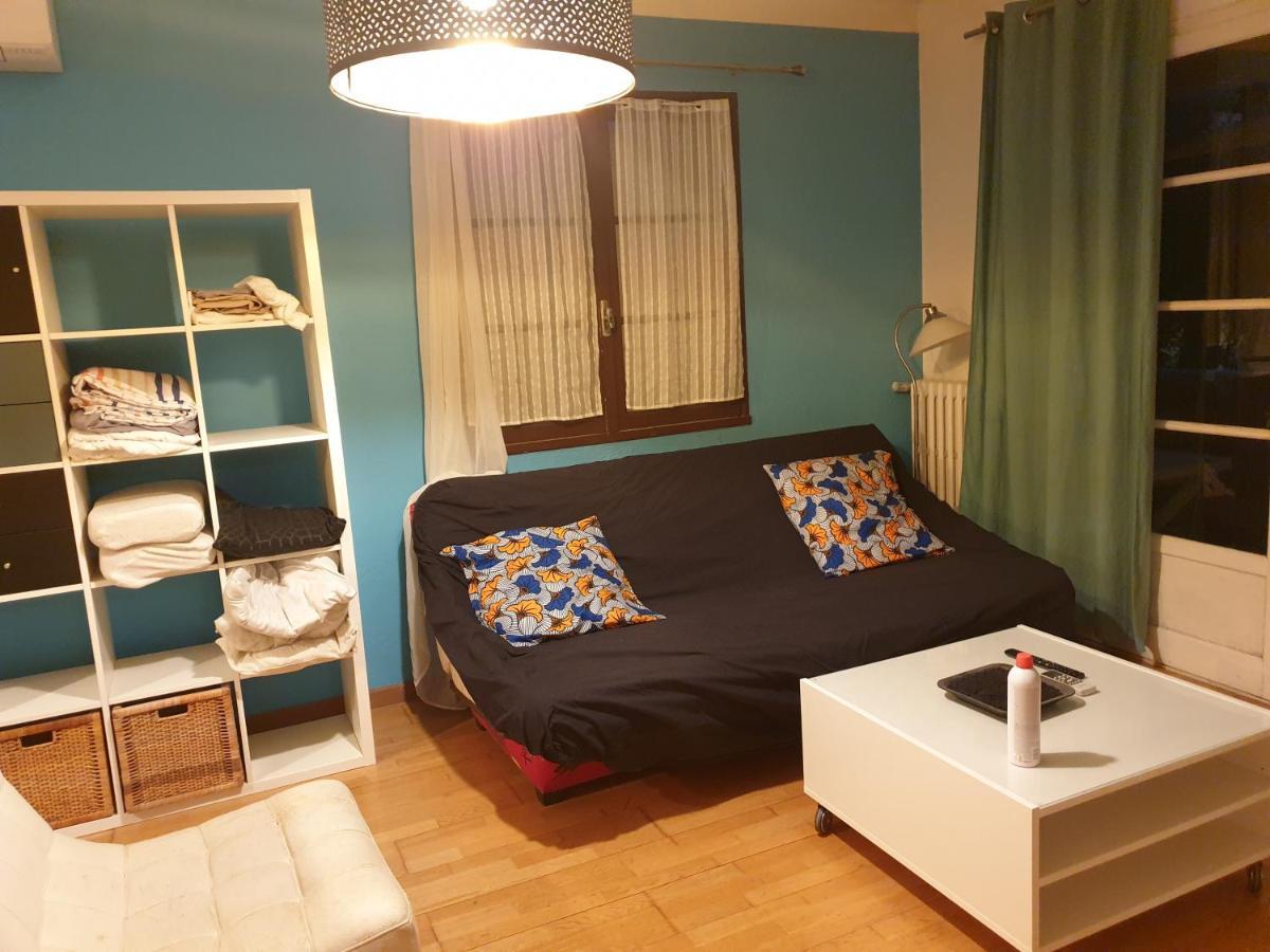 Grande Maison Avec 5 Chambres Et Jardin Avignon Exteriör bild
